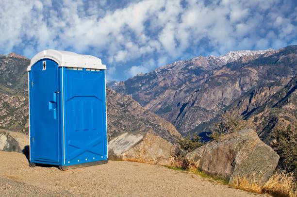 Best Porta potty delivery and setup  in Washburn, ND